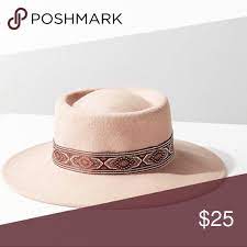 Urban Outfitters Tan Felt Boater Hat Boater Hat Boater Outfits With Hats