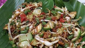 Ada banyak sekali jenis makanan tradisional di indonesia, dan kami bahas 40 menu dari berbagai daerahnya. Makanan Tradisional Vegetarian Asli Indonesia Merahputih