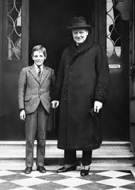 We did not find results for: Present At The Creation Randolph Churchill And The Official Biography 1