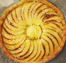 Stir in apples, sugar & water. How To Make French Apple Tart Cheffarid
