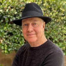 Amazon.com: How to Write Comedy: The Danny Simon Notes (Short Subjects With  Big Impact) eBook : Bell, James Scott: Kindle Store