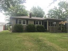 Louisville's finest downtown apartment living, phoenix place apartments, is located within walking distance of u of l. 5 Bedroom In Louisville Ky 40216 Apartment For Rent In Louisville Ky Apartments Com