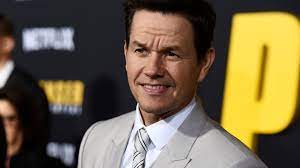 American actor mark wahlberg is one of a handful of respected entertainers who successfully made the transition from teen pop idol to acclaimed actor. Ee7blwa62rkl M