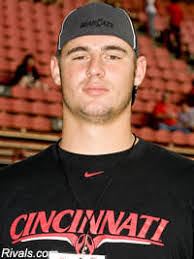 Michael Hilty's Instagram, Twitter & Facebook