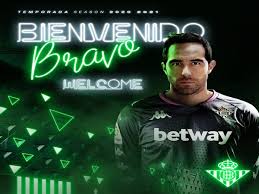 How tall and how much weigh claudio bravo? Man City Goalkeeper Claudio Bravo Signs For Real Betis