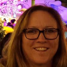 Lindy Bell-Gatzke (@bellgatzke)