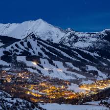 Live webcams from aspen, colorado usa. Where To Stay Ski And Eat In Aspen This Winter New Haunts And Local Favorites Vogue