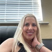 Tanya Curtsinger's Instagram, Twitter & Facebook