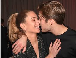 ℗ 2019 record company ten. Benjamin Ingrosso Free For Norwegian Girls