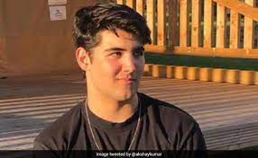 26 294 425 tykkäystä · 358 072 puhuu tästä. Akshay Kumar S Heartfelt Birthday Post For Son Aarav I Ll Always Be Besides You To Guide You