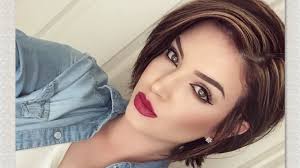 It's a great way to get a nice fox eye pull on your eyes and makes it easy to show off your if you have naturally fine hair, easily add some volume with choppy layers, like luann de lesseps's chic cut. Straight Hair With Volume Short Thin Hair Tutorial Youtube