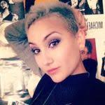 Karri Jackson's Instagram, Twitter & Facebook