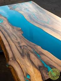 Parfois, l'insert en verre est remplacé par un miroir. 22 Idees De Table Bois Table Bois Resine Epoxy Bois Huile De Tung