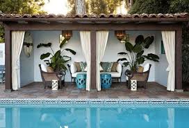 Cabana Style Bringing The Resort Into Your Own Backyard Poolhaus Gartenpools My Pool
