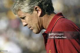 Kicker Tyler Fredrickson of the California Golden Bears celebrates... News  Photo