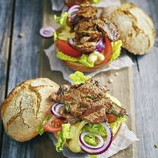 Ochsenfetzen In Der Semmel Rezept Rezepte Essen Lebensmittel Essen