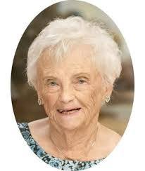 Dora Evans's Instagram, Twitter & Facebook