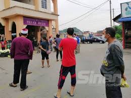 Piagam pelanggan majlis daerah batu gajah 2021. Tak Kisah Beratur Panjang Janji Selamat