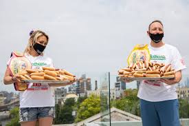 Can dogs eat hot sauce? Elite Eaters Weigh In For Scaled Back Version Of Nathan S Hot Dog Eating Contest Brooklyn Paper