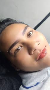 Menina, dá uma olhada nessas sobrancelhas e me diz se ela não esta pronta  para arrasar no FDS? 🥰, #sobrancelhashenna, #designperfeito,  #designpersonalizado, #sobrancelhasnaturais, ...