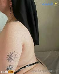 💋 Emilia Lily Jones ( lingeriequeenfree ) OnlyFans leaked photo 14681849  on Leakedzone