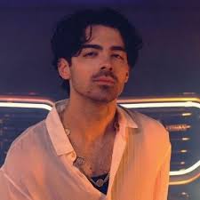 Denise Jonas Updates (@UpdatesDenise)