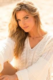 Susan Lindley's Instagram, Twitter & Facebook