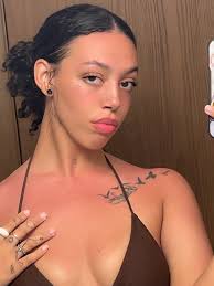 Bri Ross (@_dxddylonglegs) • Instagram photos and videos