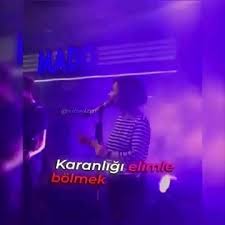 Model Pembe Mezarlik Video Muzik Alintilari Muzik Indirme Sarkilar