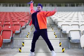 In 2020, the weeknd's hit single blinding lights became his. Usqg70wziau Um