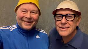Här har vi en hälsning från Milton & Roger som är ute på turné med  föreställningen Gott & Blandat tillsammans med den Ofattbara Orkestern. En  föreställning med humor, sång och nostalgi! Har ni inte ...