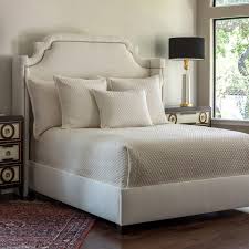 How big should a split corner bedspread be? 13 Split Corner Bedding Ideas Bed Bed Spreads Bed In Corner