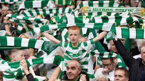 To celebrate we have an exciting new youtube series and a new meet & greet competition! Celtic Glasgow So Unterstutzen Die Fans Einen Depressiven Spieler Stern De
