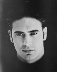 Findet noch jemand, dass der junge Jeffery Dean Morgan wie Jensen aussieht?  : r/Supernatural