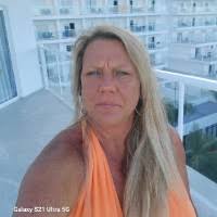 70+ "Tess Guy" profiles