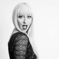 Shannon Goodrum's Instagram, Twitter & Facebook