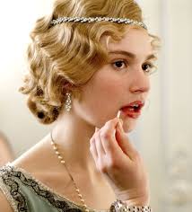 Downton abbey's lily james and sherlock's andrew scott star in first trailer for new bbc period drama opening up about her character, lily has praised linda's passion and fire and energy. Behind The Scenes Of Downton Abbey Lilyjames Lilyjamesofficial Lily James Lily James Downton Abbey Downton