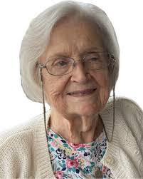 Jessica Kinser's Instagram, Twitter & Facebook