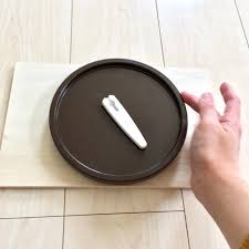 100均diy 子どもが喜ぶ ターンテーブル付きのおままごと用レンジ 100均 diy ままごとキッチン 手作り ままごと