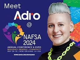 Lana Farrell's Instagram, Twitter & Facebook