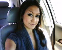 Shelly Bonilla's Instagram, Twitter & Facebook