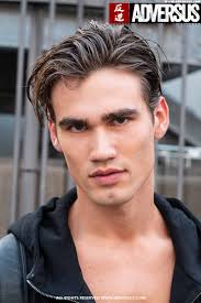 Tra gli anni ’90 e 2000 ecco il taglio mullet uomo riproposto da mel gibson, rob lowe, jon bon jovi, prince, lionel richie, michael bolton e dal … Tendenze Capelli Uomo 2022 Ecco Come Saranno I Tagli Di Capelli Uomo Per Il 2022 Adversus