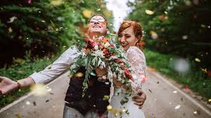 Spring and summer wedding flower options: Why People Pay For The Perfect Instagram Wedding Bbc News