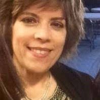 Shana Hanson's Instagram, Twitter & Facebook