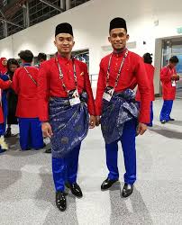 Pahlawan nasional adalah gelar penghargaan tingkat tertinggi di indonesia. 11 Pakaian Terbaik Kontijen Sukan Sea 2017 Mesti Tengok Media Hiburan