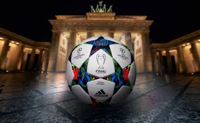Resa nota, inoltre, la sede della finale di europa league 2021, che si giocherà a siviglia, città preferita alla georgiana tbilisi, mentre la finale di supercoppa si disputerà a belfast. Adidas Finale Berlin Il Test Del Pallone Della Champions