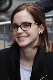 30 Medium Length Hairstyles Visit My Channel For More Other Medium Hairstyle Emma Watson Emma Watson Style Emma