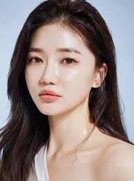What Really Is Cloudless Skin And How Do You Get It In 2020 Fresh Face Makeup Korean Makeup Look Beauty Skin
