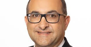 Marc Neumann of Heritage Financial Consultants: 5 Things to Look for When  Hiring a Financial Planner or Financial Adviser