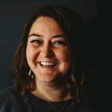 Amy Usrey's Instagram, Twitter & Facebook